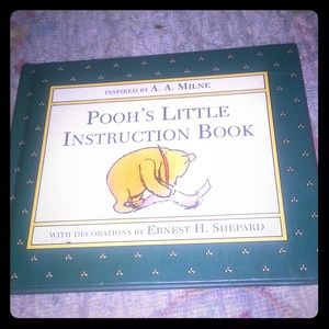 Pooh's little instruction. Book